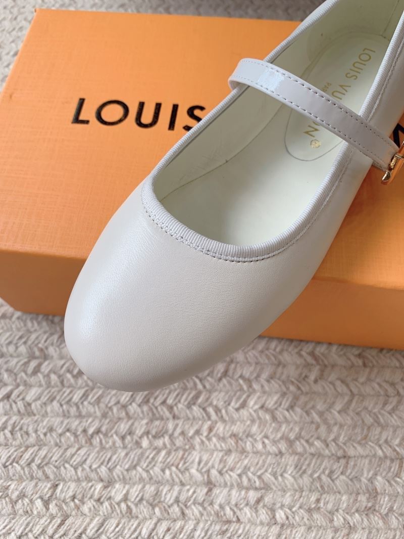 Louis Vuitton Flat Shoes